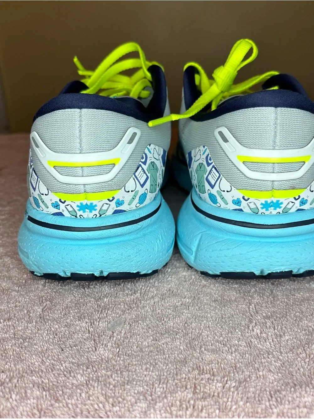 Brooks Ghost 15 Running Shoes Womens Size 7.5 Sneakers Healthcare Walking Gym_7